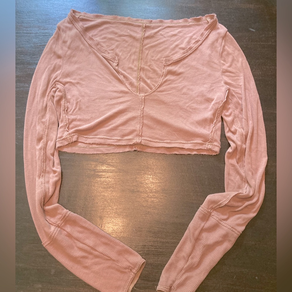 Soft long sleeve cropped shirt